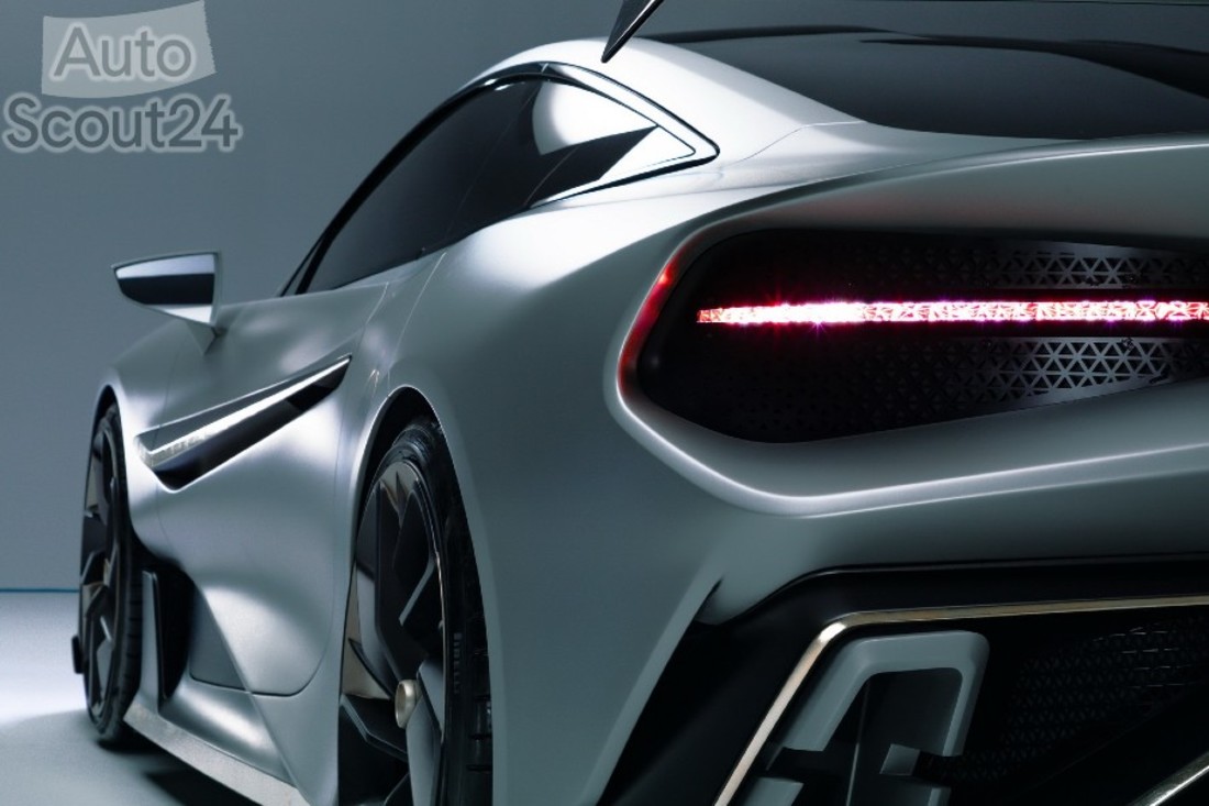 naran-hypercar-revealed-6 (1).jpg