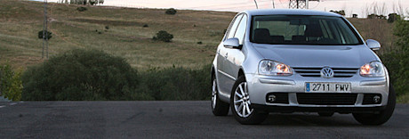 Prueba: Volkswagen iGolf – 2.000 historias al volante