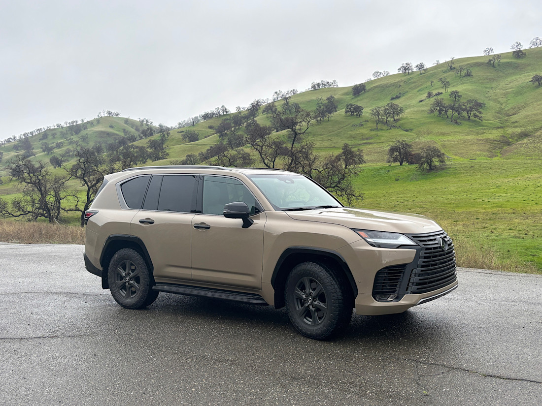 Lexus LX 700h 2025 : essai routier