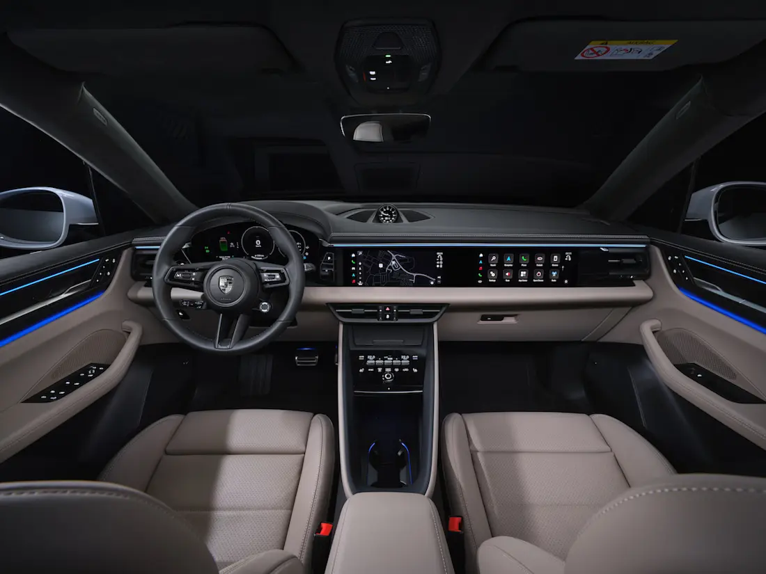 034 Turbo Cockpit 003