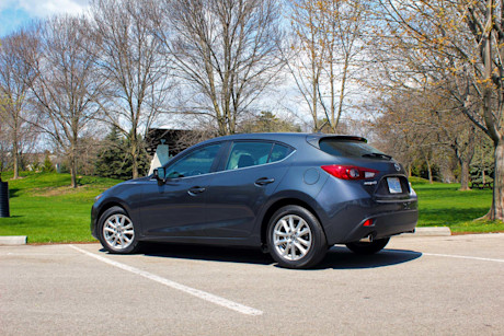 Editorial 2016 mazda3 sport gs pb 03