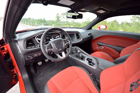 Editorial 2016 dodge challenger rt scat pack shaker jp 14