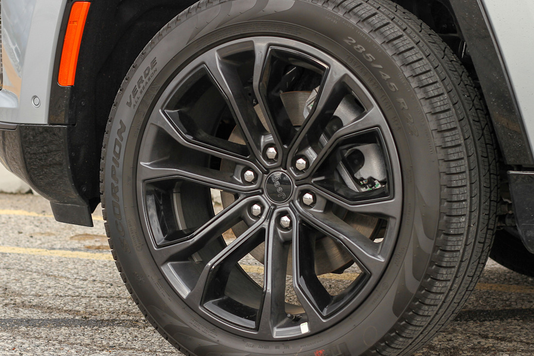 2026 Jeep Grand Wagoneer - TD - CT - 260715 - 4.jpg