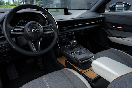 Mazda MX-30 2022 : premier essai Body Image