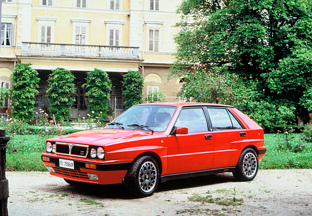 Lancia-Delta-HF-Integrale-16V-1989-1991.jpg