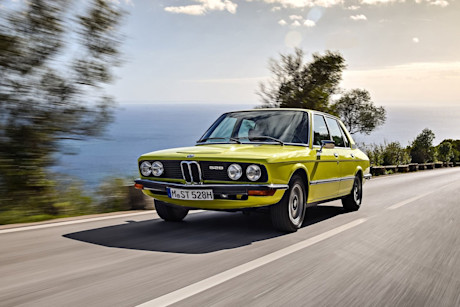 BMW-5er-E12-Hero