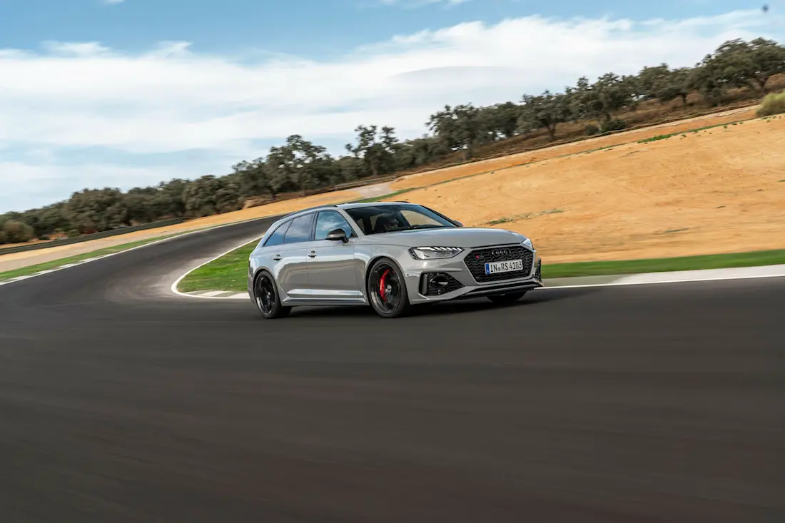 Audi RS 4 Competition Plus (2023) dynamic, front view Audi RS 4 Competition Plus (2023) dynamic, front view