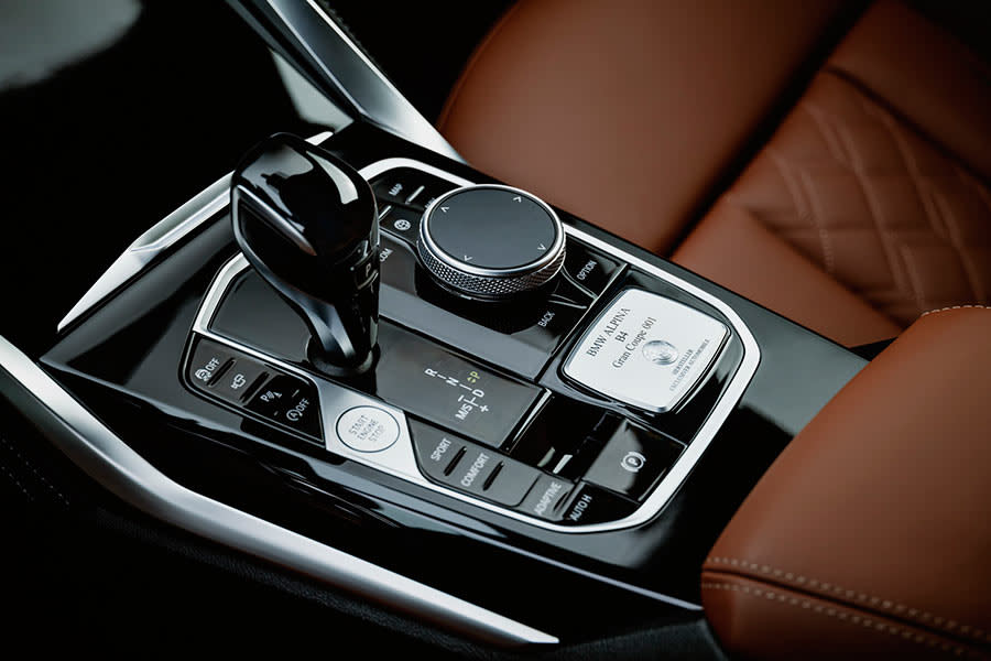 2023-Alpina-B4-55.jpg