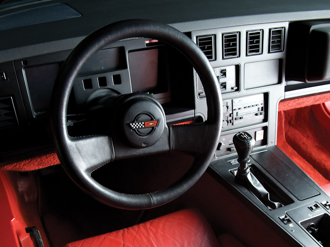 Chevrolet Corvette C4 3.jpg