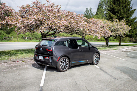 Editorial 2016 bmw i3 w range extender bm 06