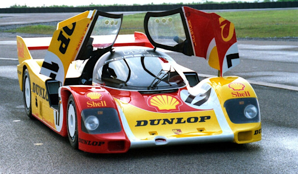 Porsche 962