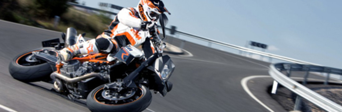Prueba: KTM SuperMoto R 990 – ¿Podrás con ella?
