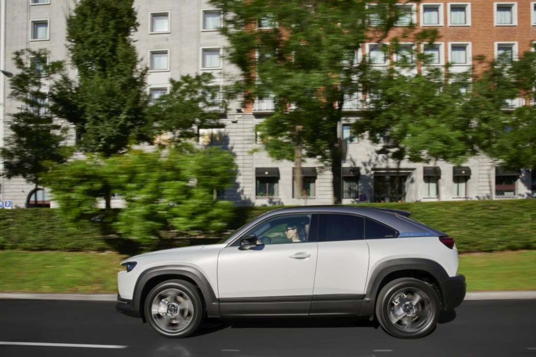 mazda-mx-30 (26).jpg