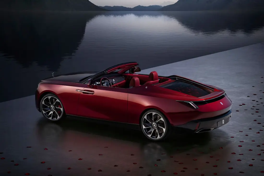 Rolls-Royce-más-caro-exclusivo-Droptail-La-Rose-Noire-2024 (10)