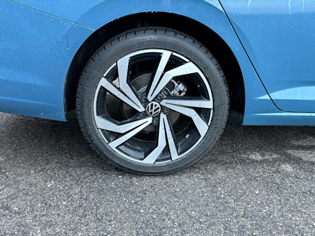 Volkswagen Jetta Highline 2025 : essai routier Image