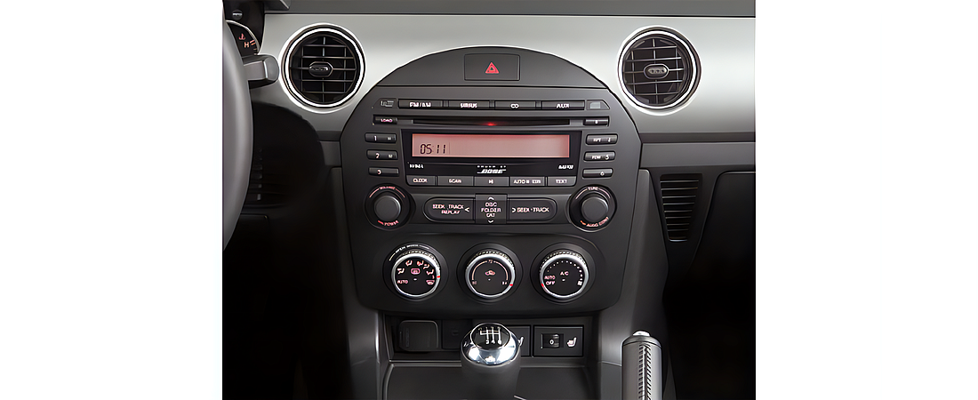 Mazda MX-5 2011 11