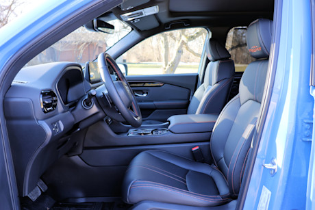 Editorial 2024 honda pilot review interior front seats 1