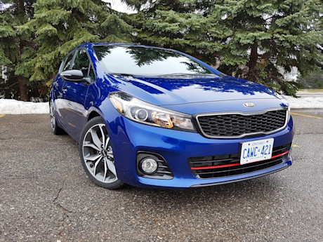 Editorial 2017 kia forte5 sx 02 sw