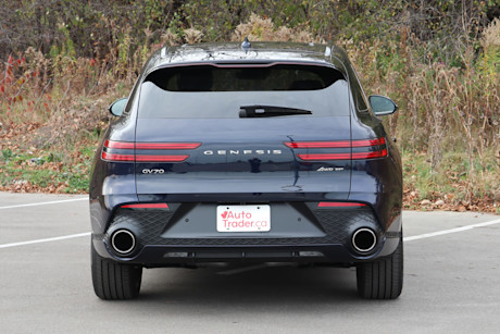 Editorial 2025 genesis gv70 35t td jm 241210 36