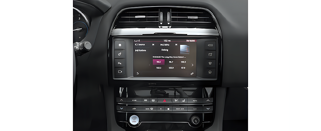 Jaguar F-Pace 2018 24