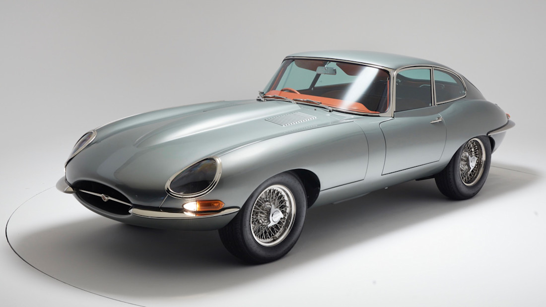 helm-jaguar-e-type_100786339_h.jpg