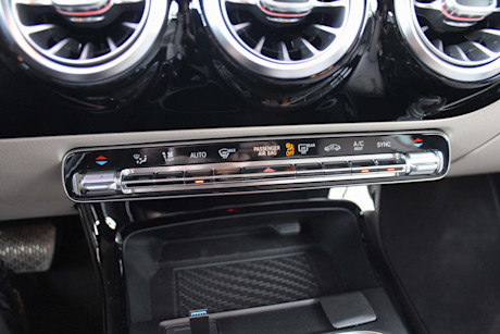 Editorial 2020 mercedes benz cla 250 4matic 18 pb