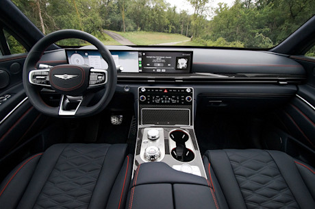 Editorial 2025 genesis gv80 coupe fd jv 24080621