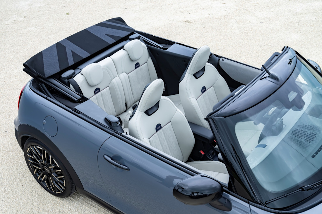 mini-cooper-cabrio-2025 (2).jpg
