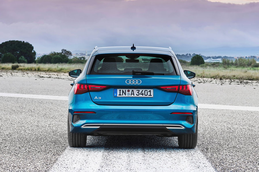 Audi-A3_Sportback-2021-1280-0b.jpg