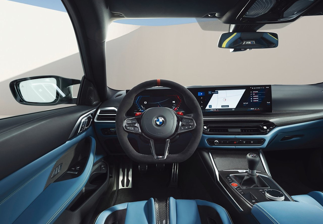BMW-M4 Coupe-2025 interior 1