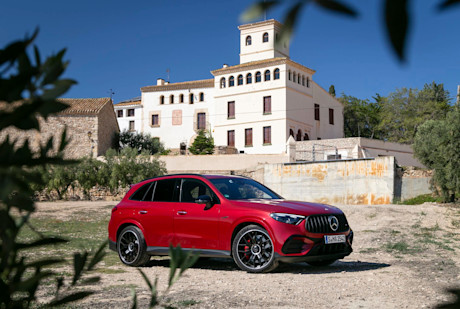 Editorial 2025 mercedes amg glc 63 s fd 231016 10 jw