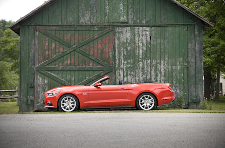 Editorial 2015 ford mustang gt convertible premium jw 09
