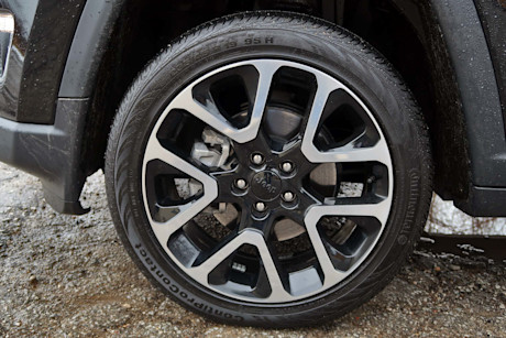 Editorial 2018 jeep compass limited 4x4 11 jm