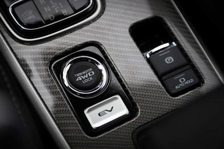 Editorial 2019 mitsubishi outlander phev gt 4wd 18 ts