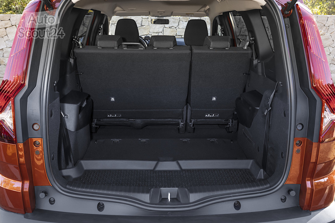 20_dacia jogger.jpg