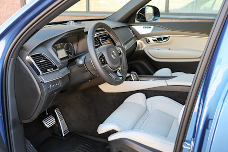 Editorial 2020 volvo xc90 t8 r design 13 jm