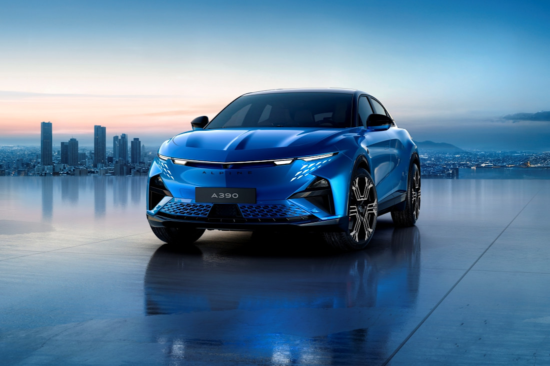 alpine-a390-2025 (1).jpg