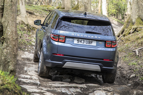 Editorial 2020 land rover discovery sport 3