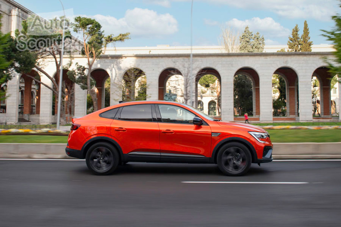 contacto-renault-arkana (9).jpg