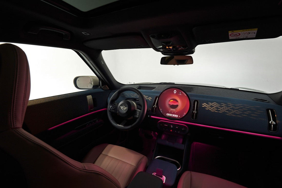 P90519633_highRes_mini-countryman-se-a