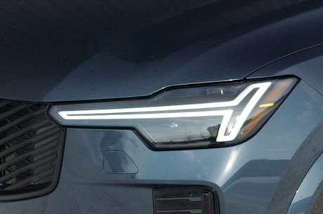 Volvo XC90 T8 2026 : essai routier Body Image