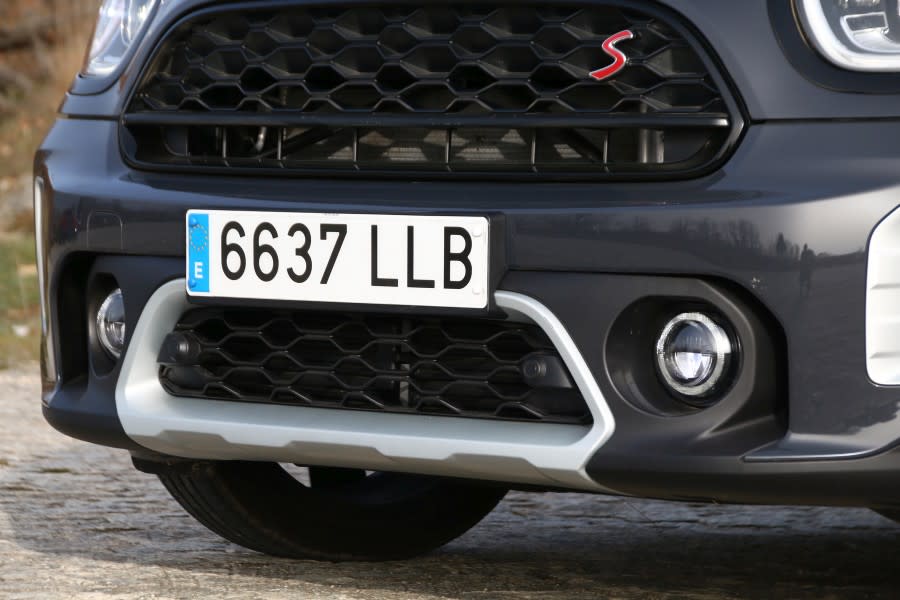 compa-mini-countryman-04.jpg
