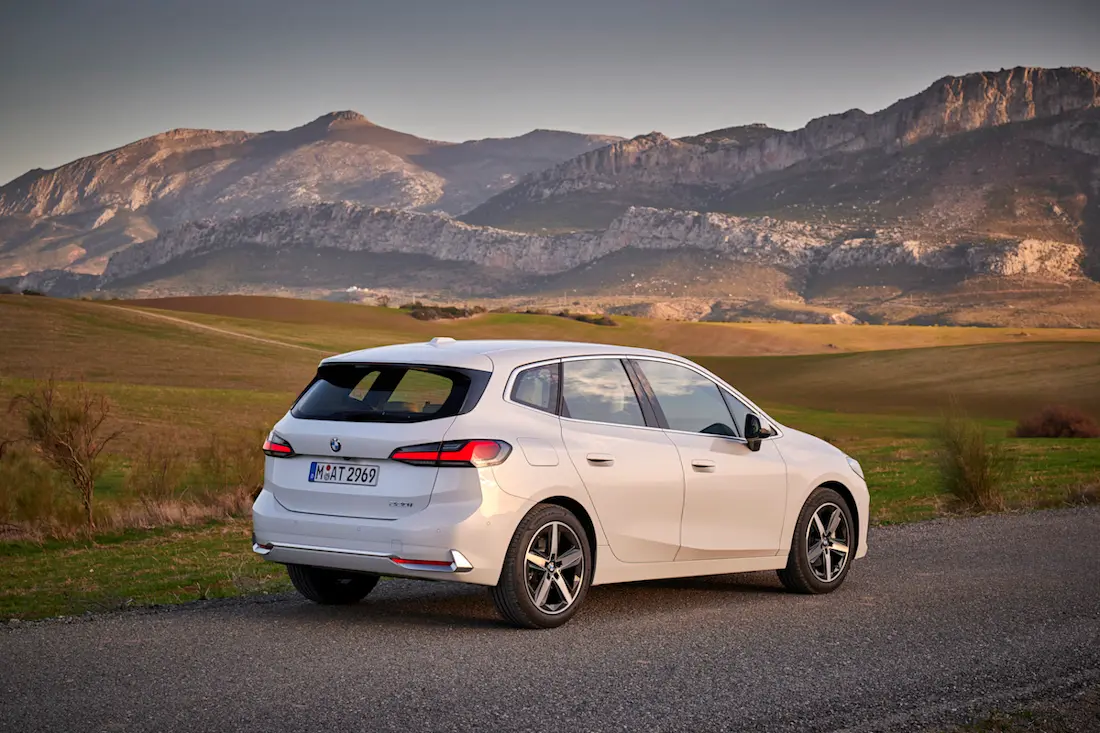 BMW 2 Active Tourer (2022) statisch, achteraanzicht
