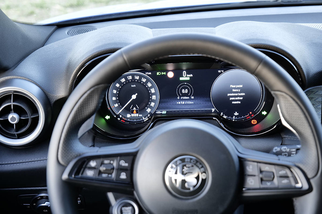 Video prueba Alfa Romeo Tonale 160 CV MHEV Ruben Fidalgo AS24 (37).jpg