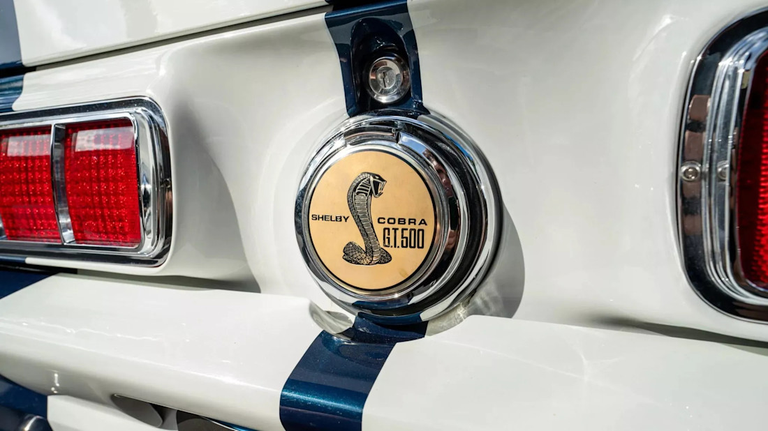 Ford-mustang-1968-off-road-restomod (8).jpg