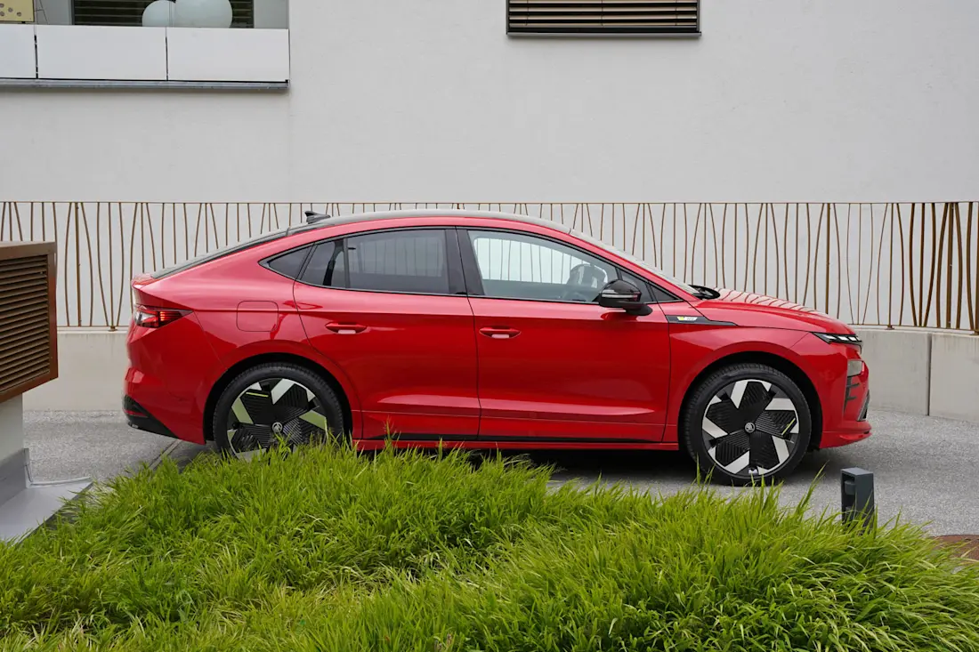 4 skoda-enyaq-coupe-rs-seite