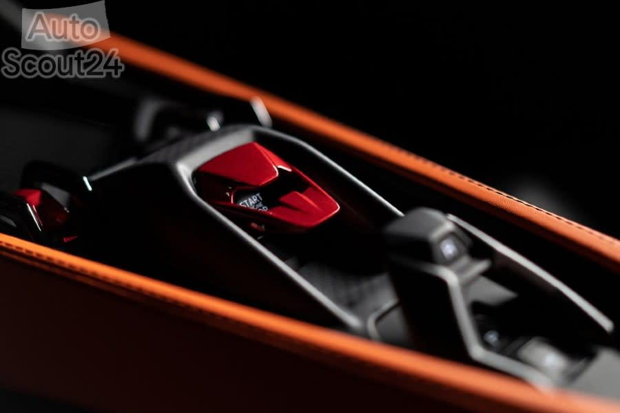 Lamborghini-Revuelto-2024-1024-23.jpg