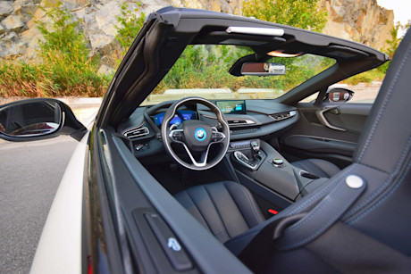 Editorial 2019 bmw i8 roadster 30 jp