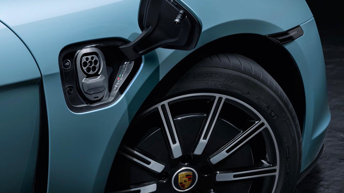 porsche-taycan-4s (3).jpeg