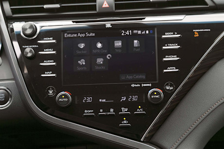 Editorial 2018 toyota camry xle v6 23 jw